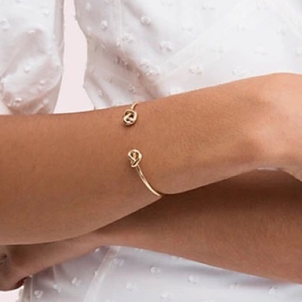 $78 Kate Spade Loves me Knot Double Heart Dainty Cuff Bracelet in gold - Picture 2 of 7